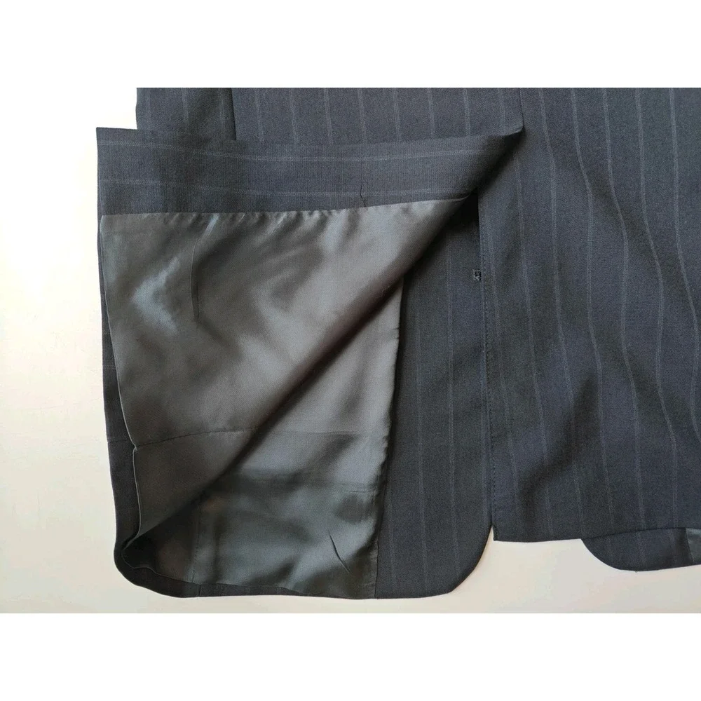 Austin Reed Wool Sport Coat 39R Navy Stripe Blazer USA 2 Button Mens